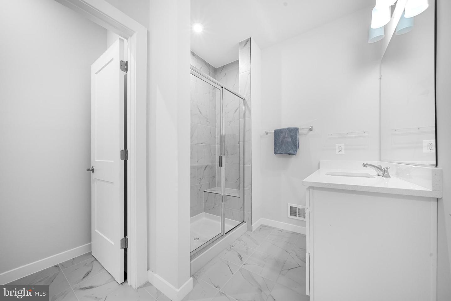 43730 TRANSIT SQ, ASHBURN, Virginia 20147, 3 Bedrooms Bedrooms, ,2 BathroomsBathrooms,Residential,For sale,43730 TRANSIT SQ,VALO2100654 MLS # VALO2100654