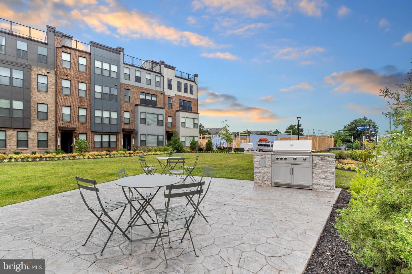 43730 TRANSIT SQ, ASHBURN, Virginia 20147, 3 Bedrooms Bedrooms, ,2 BathroomsBathrooms,Residential,For sale,43730 TRANSIT SQ,VALO2100654 MLS # VALO2100654