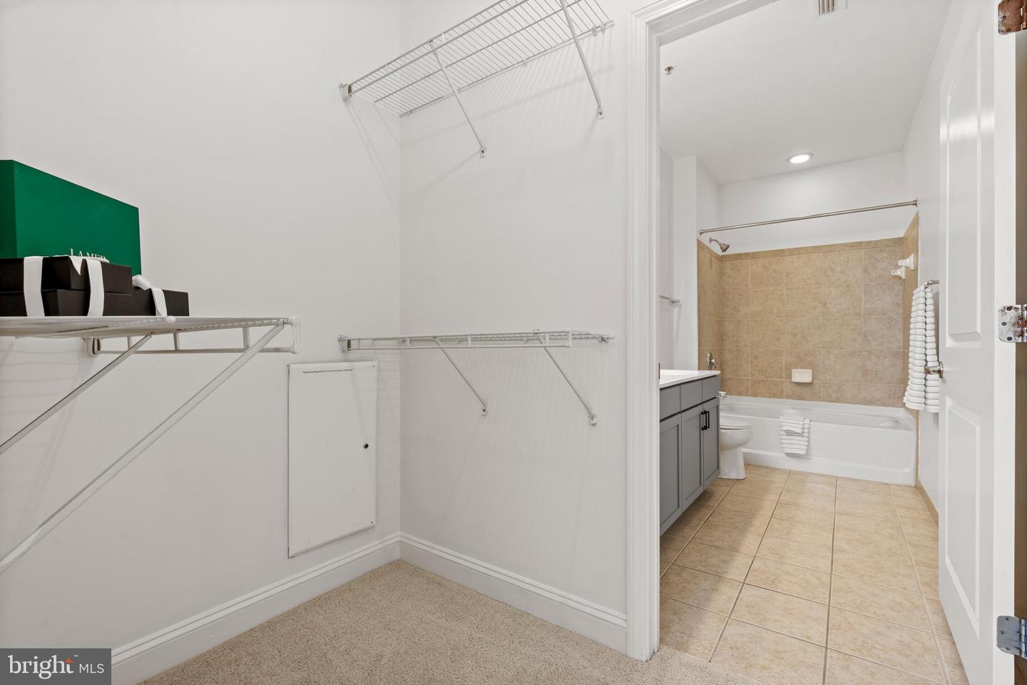 1391 PENNSYLVANIA AVE SE #408, WASHINGTON, District Of Columbia 20003, 2 Bedrooms Bedrooms, ,2 BathroomsBathrooms,Residential,For sale,1391 PENNSYLVANIA AVE SE #408,DCDC2207996 MLS # DCDC2207996