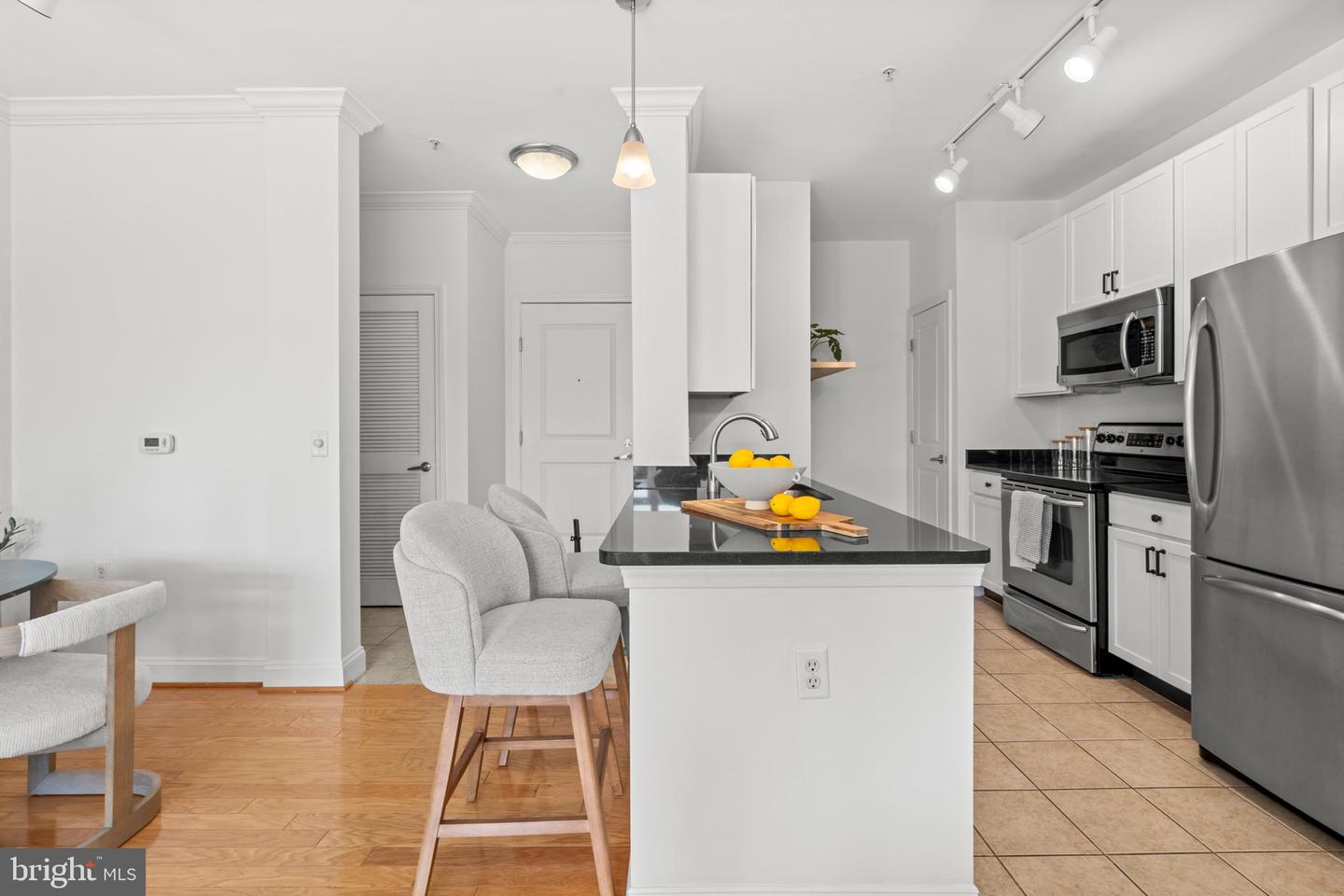 1391 PENNSYLVANIA AVE SE #408, WASHINGTON, District Of Columbia 20003, 2 Bedrooms Bedrooms, ,2 BathroomsBathrooms,Residential,For sale,1391 PENNSYLVANIA AVE SE #408,DCDC2207996 MLS # DCDC2207996
