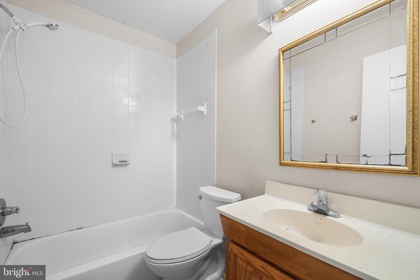 503 RICHMOND SQ NE, LEESBURG, Virginia 20176, 4 Bedrooms Bedrooms, ,3 BathroomsBathrooms,Residential,For sale,503 RICHMOND SQ NE,VALO2103312 MLS # VALO2103312