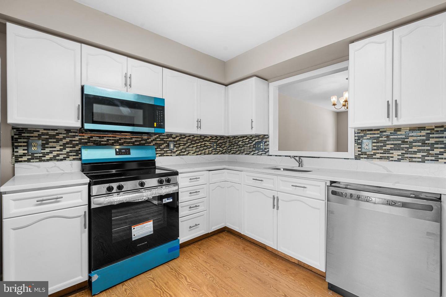 503 RICHMOND SQ NE, LEESBURG, Virginia 20176, 4 Bedrooms Bedrooms, ,3 BathroomsBathrooms,Residential,For sale,503 RICHMOND SQ NE,VALO2103312 MLS # VALO2103312