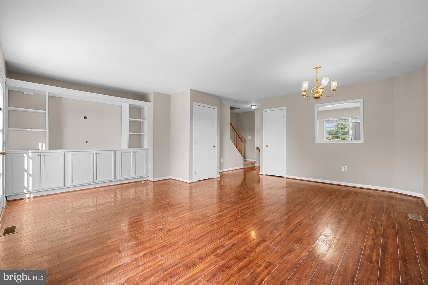 503 RICHMOND SQ NE, LEESBURG, Virginia 20176, 4 Bedrooms Bedrooms, ,3 BathroomsBathrooms,Residential,For sale,503 RICHMOND SQ NE,VALO2103312 MLS # VALO2103312