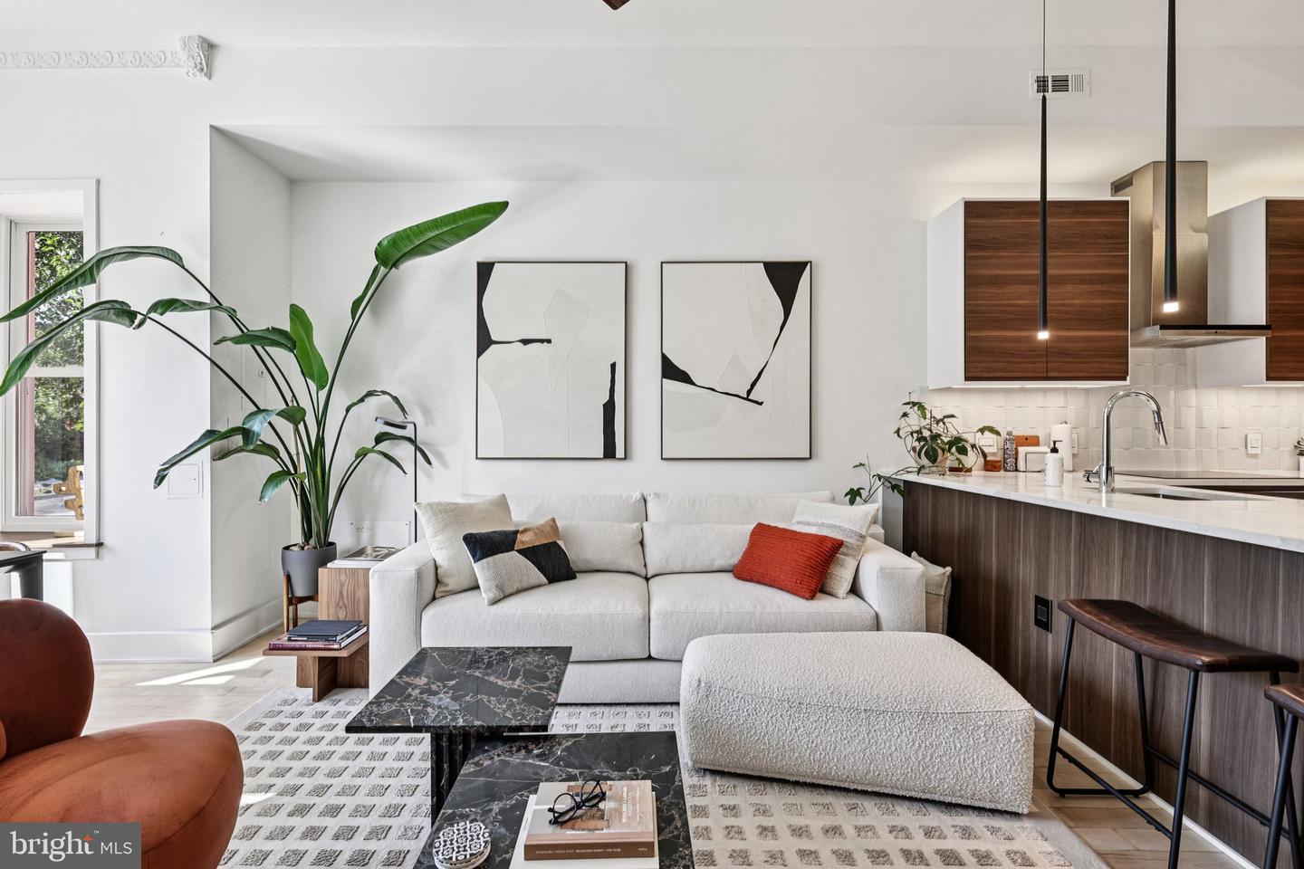 1328 MARYLAND AVE NE #2, WASHINGTON, District Of Columbia 20002, 2 Bedrooms Bedrooms, ,2 BathroomsBathrooms,Residential,For sale,1328 MARYLAND AVE NE #2,DCDC2220682 MLS # DCDC2220682