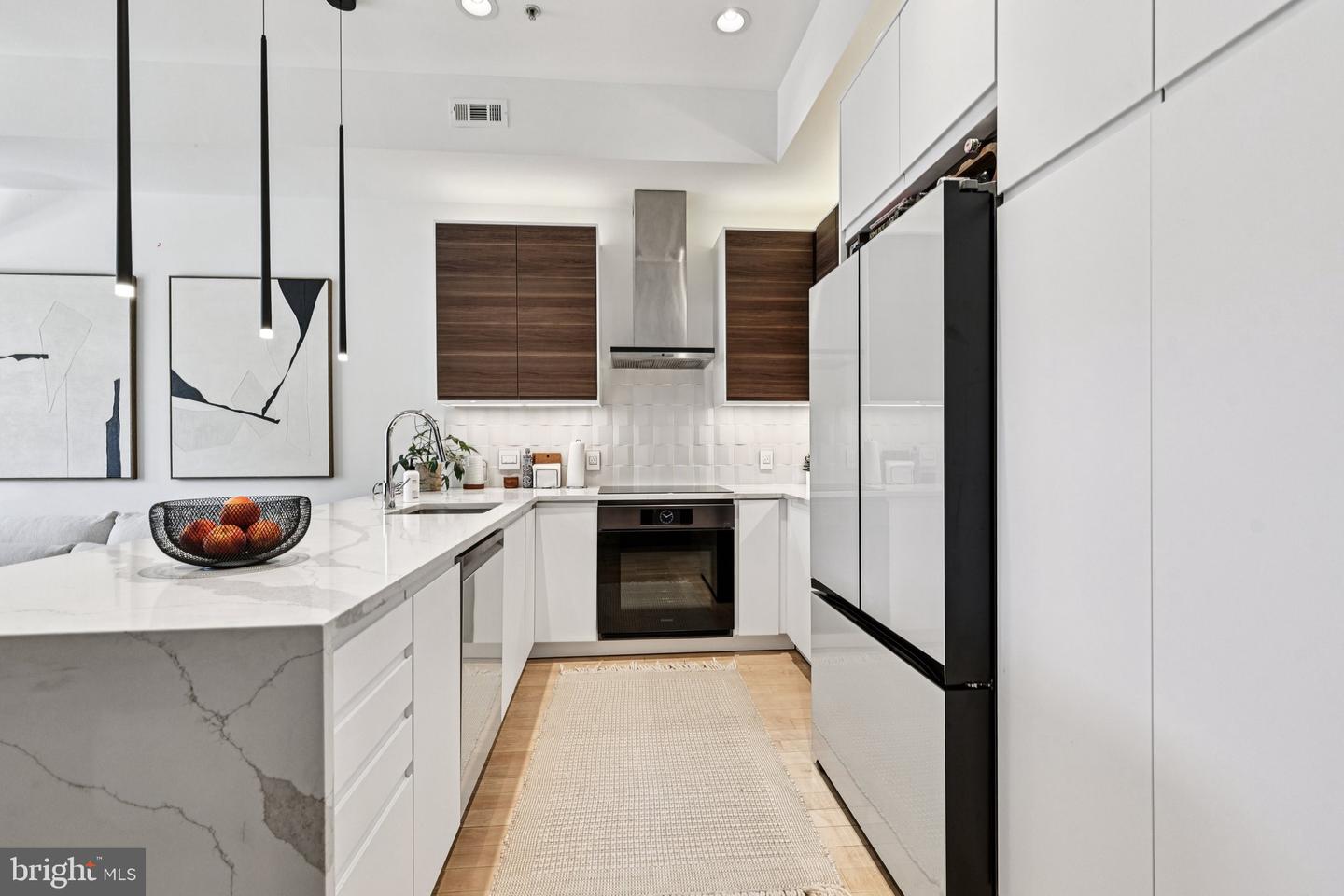 1328 MARYLAND AVE NE #2, WASHINGTON, District Of Columbia 20002, 2 Bedrooms Bedrooms, ,2 BathroomsBathrooms,Residential,For sale,1328 MARYLAND AVE NE #2,DCDC2220682 MLS # DCDC2220682