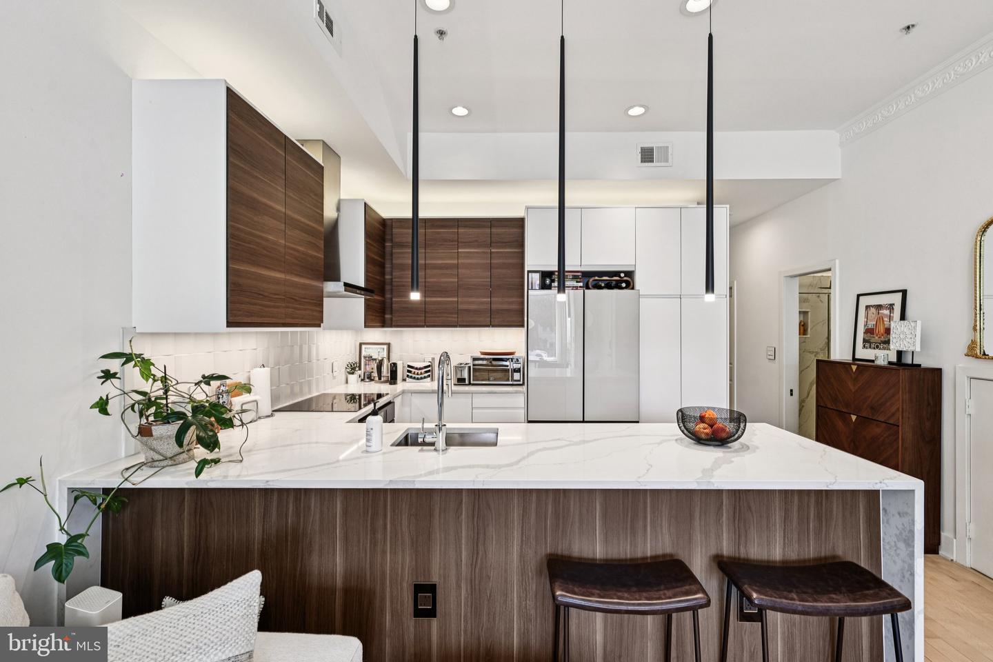 1328 MARYLAND AVE NE #2, WASHINGTON, District Of Columbia 20002, 2 Bedrooms Bedrooms, ,2 BathroomsBathrooms,Residential,For sale,1328 MARYLAND AVE NE #2,DCDC2220682 MLS # DCDC2220682