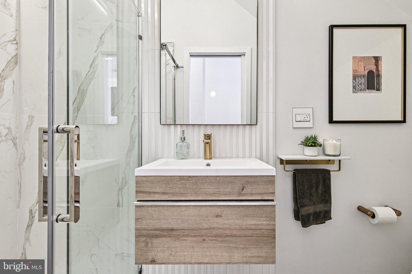 1328 MARYLAND AVE NE #2, WASHINGTON, District Of Columbia 20002, 2 Bedrooms Bedrooms, ,2 BathroomsBathrooms,Residential,For sale,1328 MARYLAND AVE NE #2,DCDC2220682 MLS # DCDC2220682