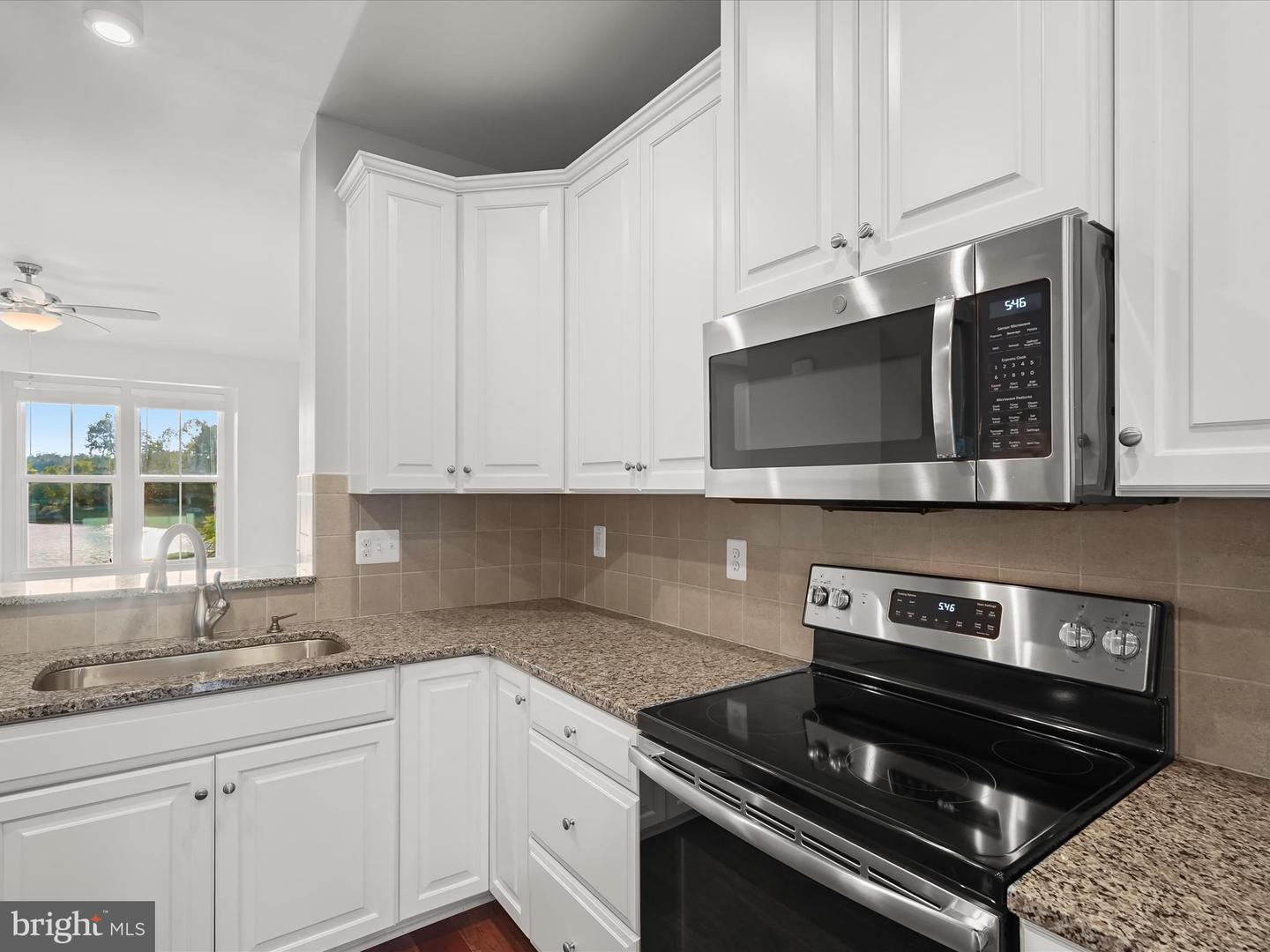 10661 HINTON WAY, MANASSAS, Virginia 20112, 3 Bedrooms Bedrooms, ,2 BathroomsBathrooms,Residential,For sale,10661 HINTON WAY,VAPW2104786 MLS # VAPW2104786