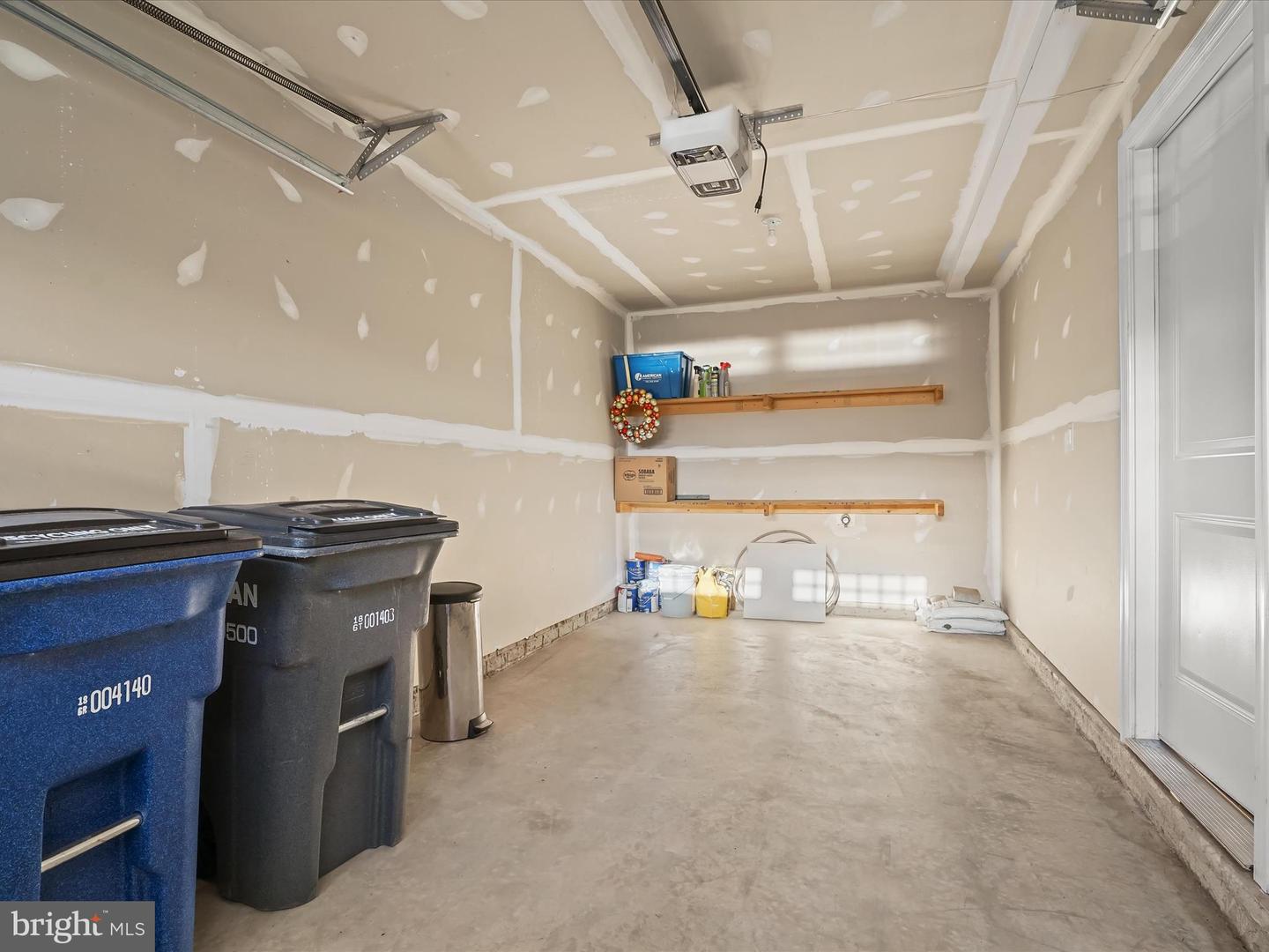 10661 HINTON WAY, MANASSAS, Virginia 20112, 3 Bedrooms Bedrooms, ,2 BathroomsBathrooms,Residential,For sale,10661 HINTON WAY,VAPW2104786 MLS # VAPW2104786