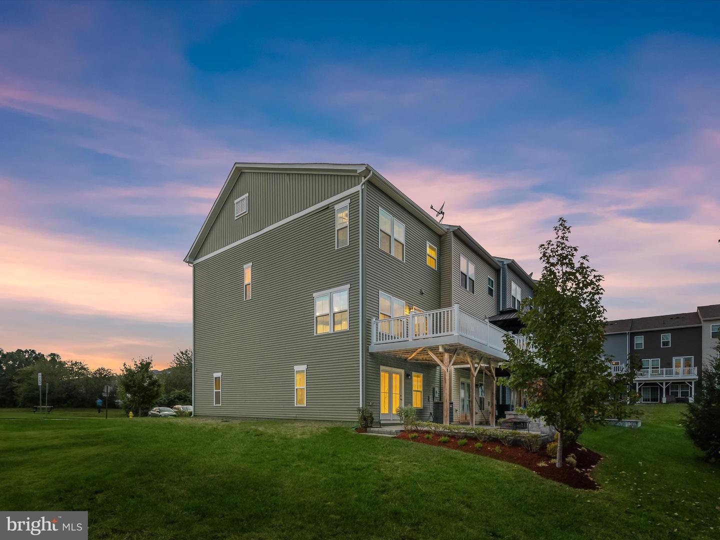 10661 HINTON WAY, MANASSAS, Virginia 20112, 3 Bedrooms Bedrooms, ,2 BathroomsBathrooms,Residential,For sale,10661 HINTON WAY,VAPW2104786 MLS # VAPW2104786