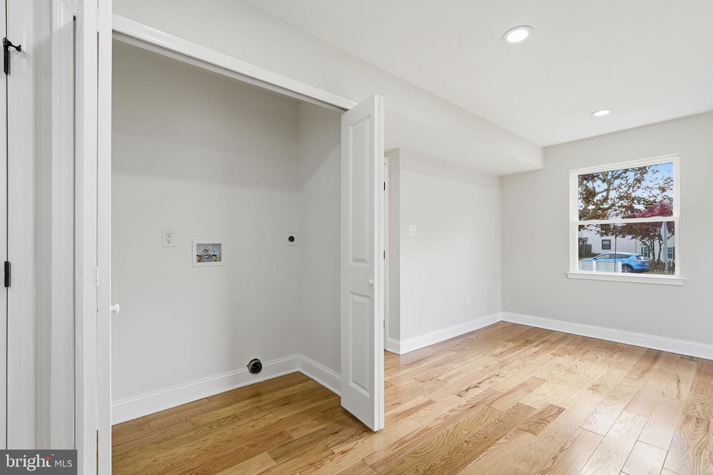 8628 ASHBY CT, MARSHALL, Virginia 20115, 4 Bedrooms Bedrooms, ,2 BathroomsBathrooms,Residential,For sale,8628 ASHBY CT,VAFQ2019346 MLS # VAFQ2019346