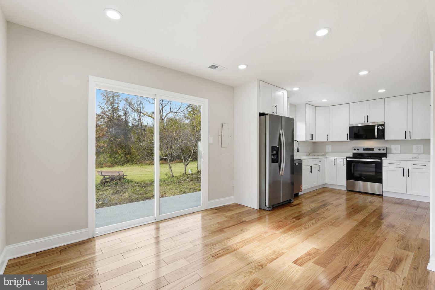 8628 ASHBY CT, MARSHALL, Virginia 20115, 4 Bedrooms Bedrooms, ,2 BathroomsBathrooms,Residential,For sale,8628 ASHBY CT,VAFQ2019346 MLS # VAFQ2019346