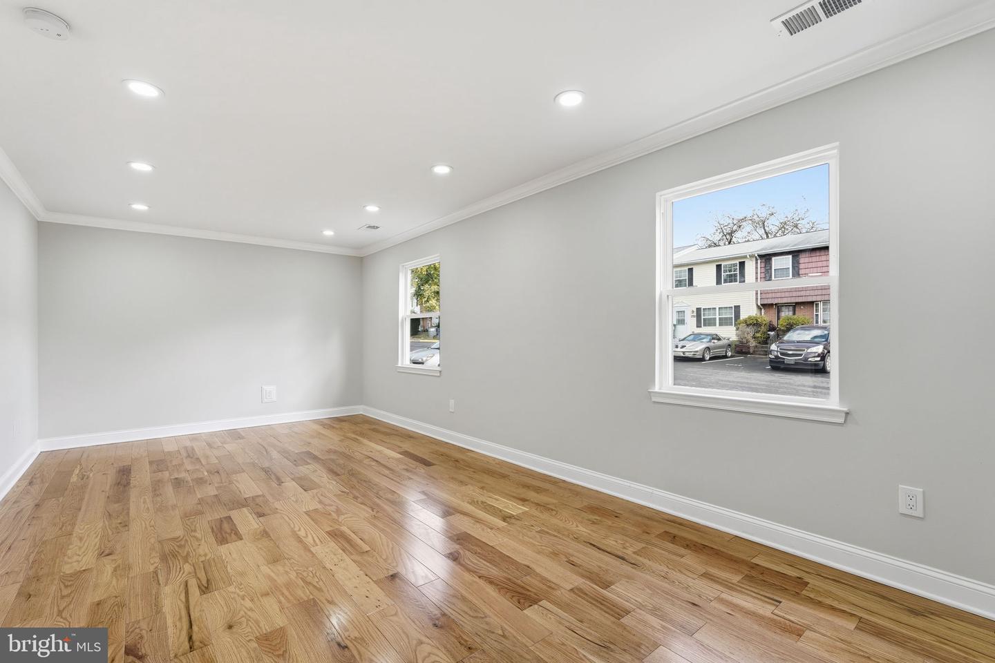 8628 ASHBY CT, MARSHALL, Virginia 20115, 4 Bedrooms Bedrooms, ,2 BathroomsBathrooms,Residential,For sale,8628 ASHBY CT,VAFQ2019346 MLS # VAFQ2019346