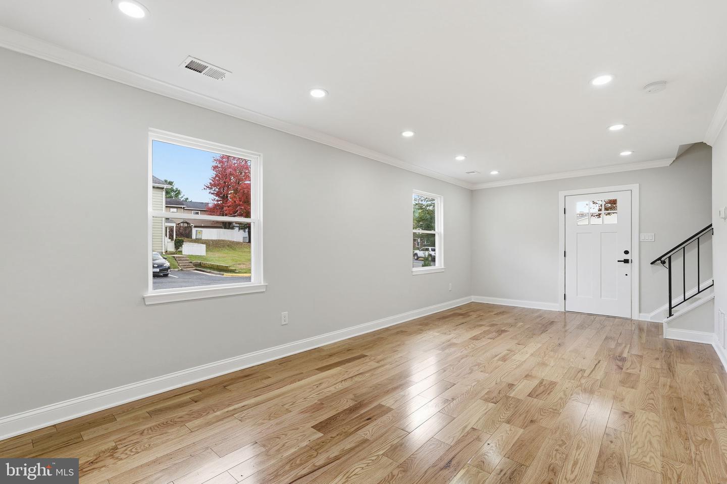 8628 ASHBY CT, MARSHALL, Virginia 20115, 4 Bedrooms Bedrooms, ,2 BathroomsBathrooms,Residential,For sale,8628 ASHBY CT,VAFQ2019346 MLS # VAFQ2019346