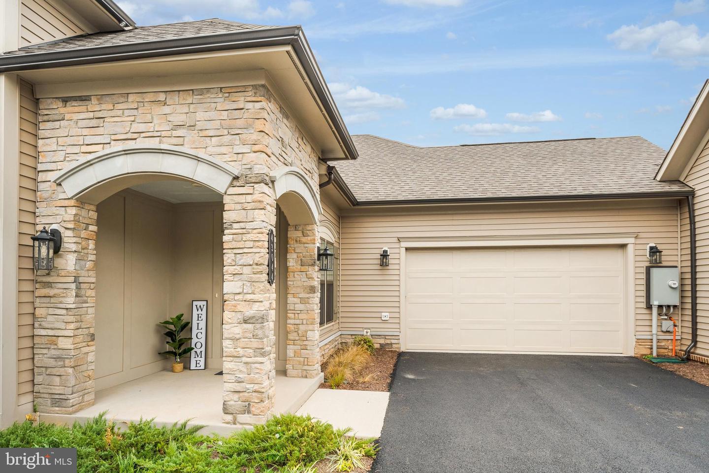 43044 GREELEY SQ, ASHBURN, Virginia 20148, 4 Bedrooms Bedrooms, ,3 BathroomsBathrooms,Residential,For sale,43044 GREELEY SQ,VALO2108792 MLS # VALO2108792