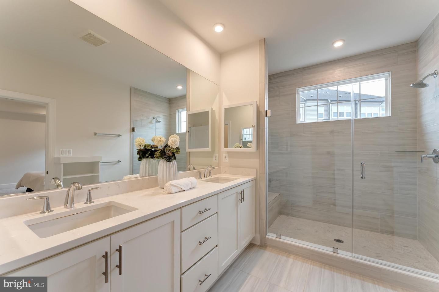 43044 GREELEY SQ, ASHBURN, Virginia 20148, 4 Bedrooms Bedrooms, ,3 BathroomsBathrooms,Residential,For sale,43044 GREELEY SQ,VALO2108792 MLS # VALO2108792