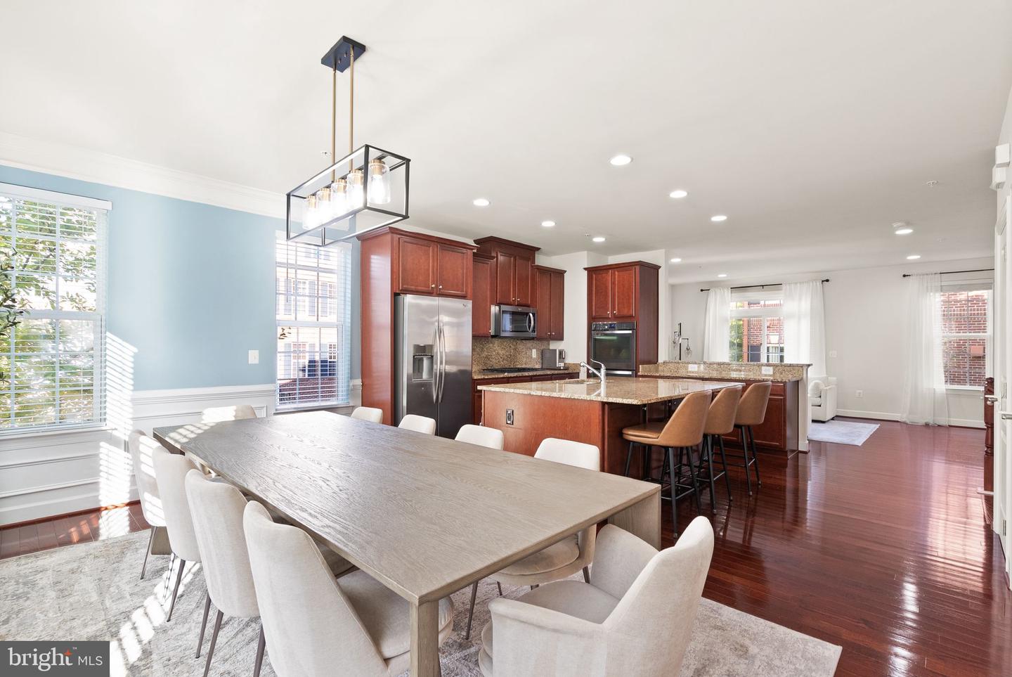 4081 GLENDALE WAY, FAIRFAX, Virginia 22030, 3 Bedrooms Bedrooms, ,2 BathroomsBathrooms,Residential,For sale,4081 GLENDALE WAY,VAFC2007206 MLS # VAFC2007206