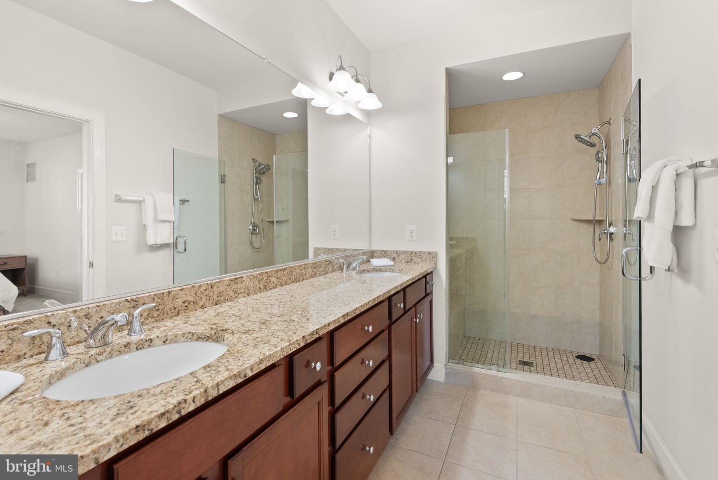 4081 GLENDALE WAY, FAIRFAX, Virginia 22030, 3 Bedrooms Bedrooms, ,2 BathroomsBathrooms,Residential,For sale,4081 GLENDALE WAY,VAFC2007206 MLS # VAFC2007206