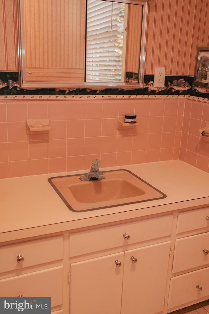 660 COUNTRY CLUB RD, CULPEPER, Virginia 22701, 4 Bedrooms Bedrooms, ,4 BathroomsBathrooms,Residential,For sale,660 COUNTRY CLUB RD,VACU2011824 MLS # VACU2011824 660 COUNTRY CLUB RD, CULPEPER, Virginia 22701, 4 Bedrooms Bedrooms, ,4 BathroomsBathrooms,Residential,For sale,660 COUNTRY CLUB RD,VACU2011824 MLS # VACU2011824