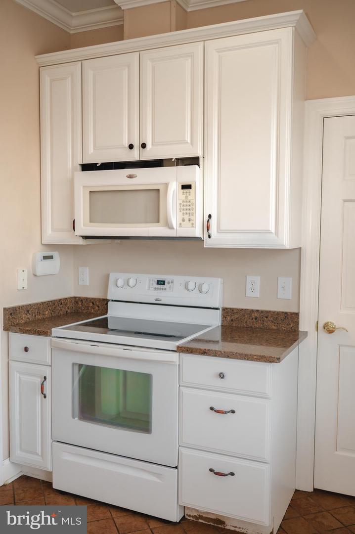 660 COUNTRY CLUB RD, CULPEPER, Virginia 22701, 4 Bedrooms Bedrooms, ,4 BathroomsBathrooms,Residential,For sale,660 COUNTRY CLUB RD,VACU2011824 MLS # VACU2011824 660 COUNTRY CLUB RD, CULPEPER, Virginia 22701, 4 Bedrooms Bedrooms, ,4 BathroomsBathrooms,Residential,For sale,660 COUNTRY CLUB RD,VACU2011824 MLS # VACU2011824