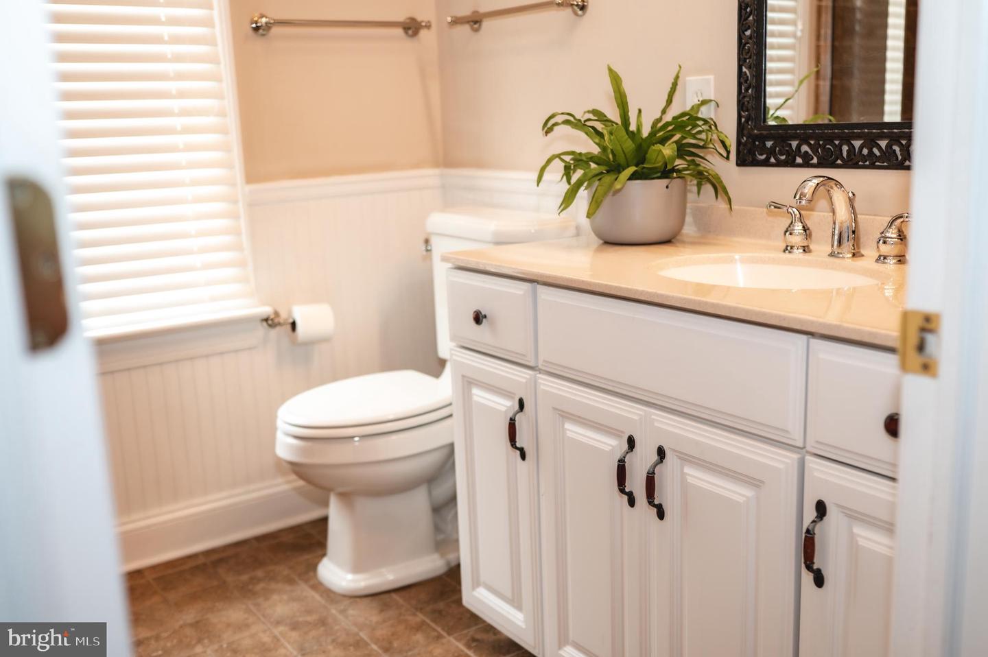 660 COUNTRY CLUB RD, CULPEPER, Virginia 22701, 4 Bedrooms Bedrooms, ,4 BathroomsBathrooms,Residential,For sale,660 COUNTRY CLUB RD,VACU2011824 MLS # VACU2011824 660 COUNTRY CLUB RD, CULPEPER, Virginia 22701, 4 Bedrooms Bedrooms, ,4 BathroomsBathrooms,Residential,For sale,660 COUNTRY CLUB RD,VACU2011824 MLS # VACU2011824