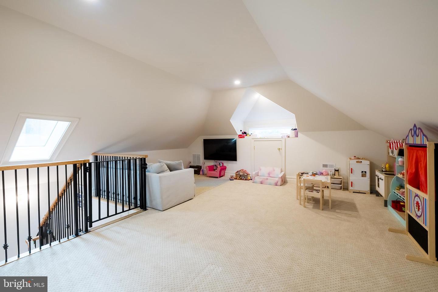 1207 RANDOLPH ST NE, WASHINGTON, District Of Columbia 20017, 4 Bedrooms Bedrooms, ,3 BathroomsBathrooms,Residential,For sale,1207 RANDOLPH ST NE,DCDC2227768 MLS # DCDC2227768