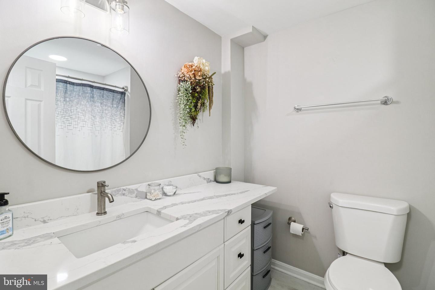 9830 WINEBERRY RD, MARSHALL, Virginia 20115, 4 Bedrooms Bedrooms, ,3 BathroomsBathrooms,Residential,For sale,9830 WINEBERRY RD,VAFQ2019444 MLS # VAFQ2019444