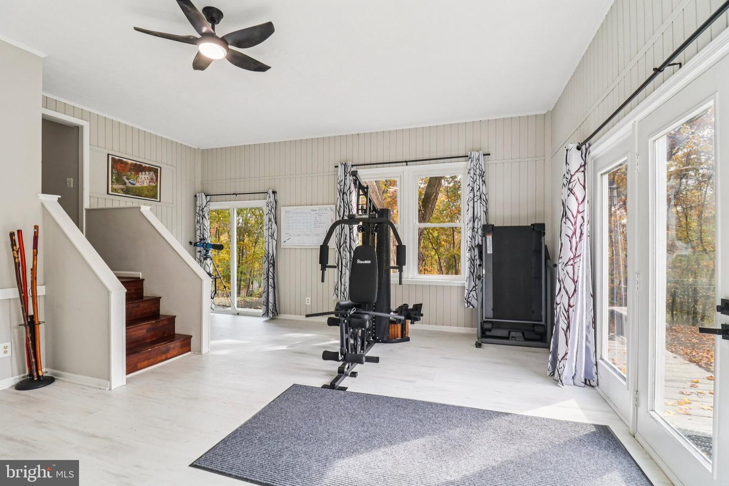 9830 WINEBERRY RD, MARSHALL, Virginia 20115, 4 Bedrooms Bedrooms, ,3 BathroomsBathrooms,Residential,For sale,9830 WINEBERRY RD,VAFQ2019444 MLS # VAFQ2019444