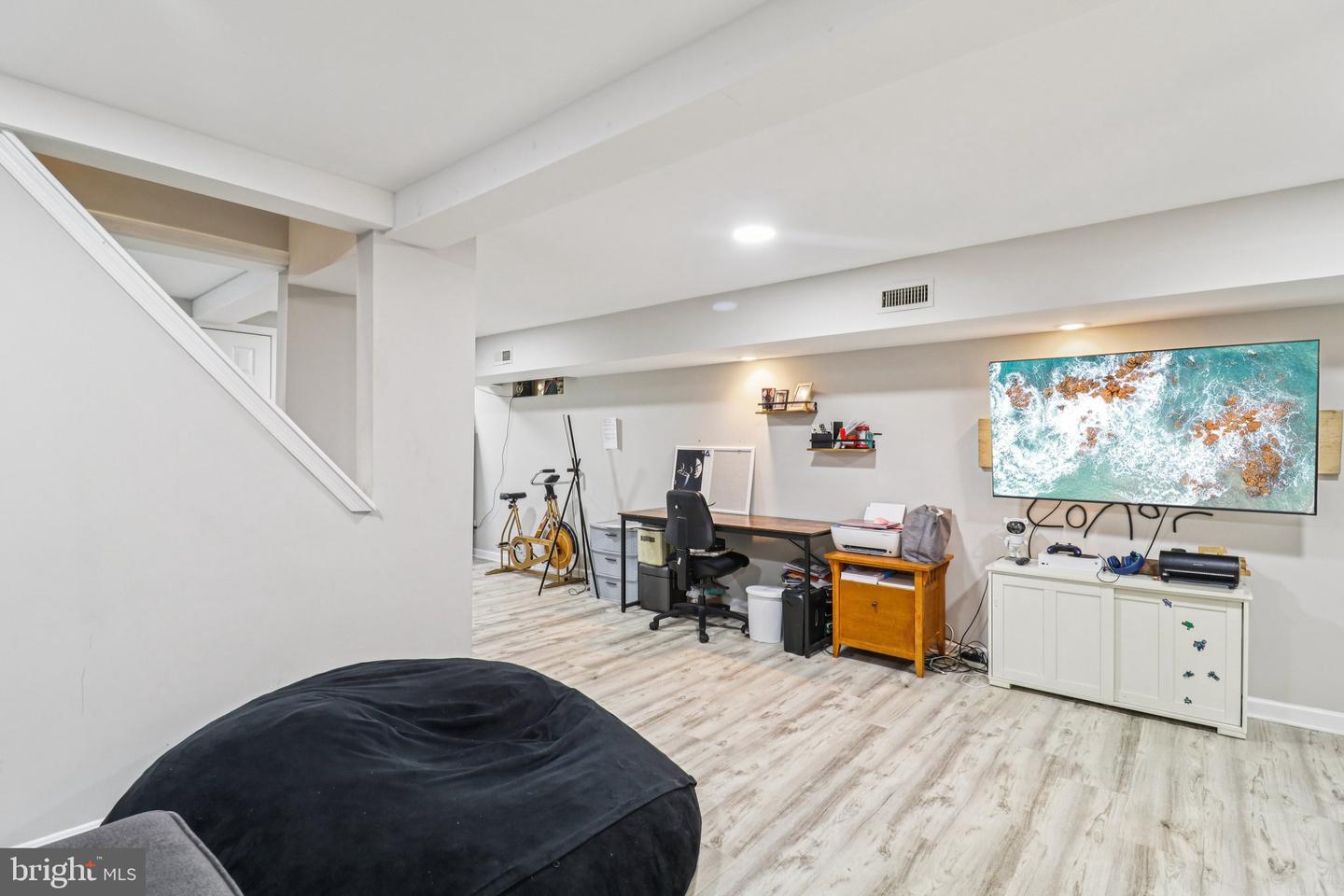 9830 WINEBERRY RD, MARSHALL, Virginia 20115, 4 Bedrooms Bedrooms, ,3 BathroomsBathrooms,Residential,For sale,9830 WINEBERRY RD,VAFQ2019444 MLS # VAFQ2019444