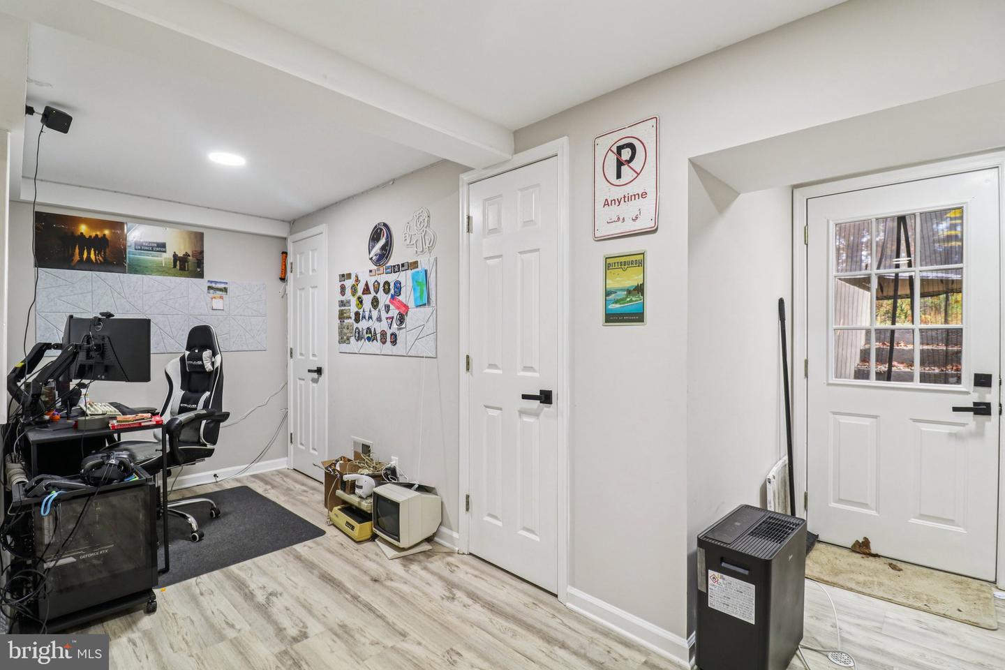 9830 WINEBERRY RD, MARSHALL, Virginia 20115, 4 Bedrooms Bedrooms, ,3 BathroomsBathrooms,Residential,For sale,9830 WINEBERRY RD,VAFQ2019444 MLS # VAFQ2019444