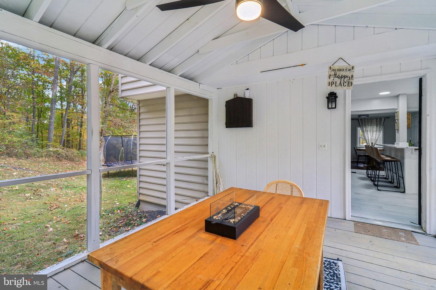 9830 WINEBERRY RD, MARSHALL, Virginia 20115, 4 Bedrooms Bedrooms, ,3 BathroomsBathrooms,Residential,For sale,9830 WINEBERRY RD,VAFQ2019444 MLS # VAFQ2019444