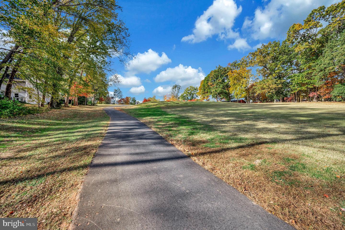 104 APPLEVIEW CT, LOCUST GROVE, Virginia 22508, 3 Bedrooms Bedrooms, ,3 BathroomsBathrooms,Residential,For sale,104 APPLEVIEW CT,VAOR2012602 MLS # VAOR2012602