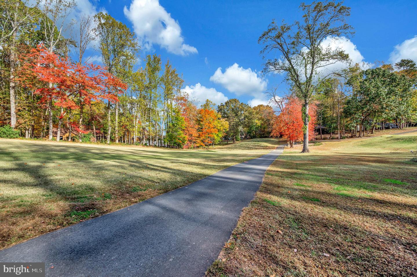 104 APPLEVIEW CT, LOCUST GROVE, Virginia 22508, 3 Bedrooms Bedrooms, ,3 BathroomsBathrooms,Residential,For sale,104 APPLEVIEW CT,VAOR2012602 MLS # VAOR2012602