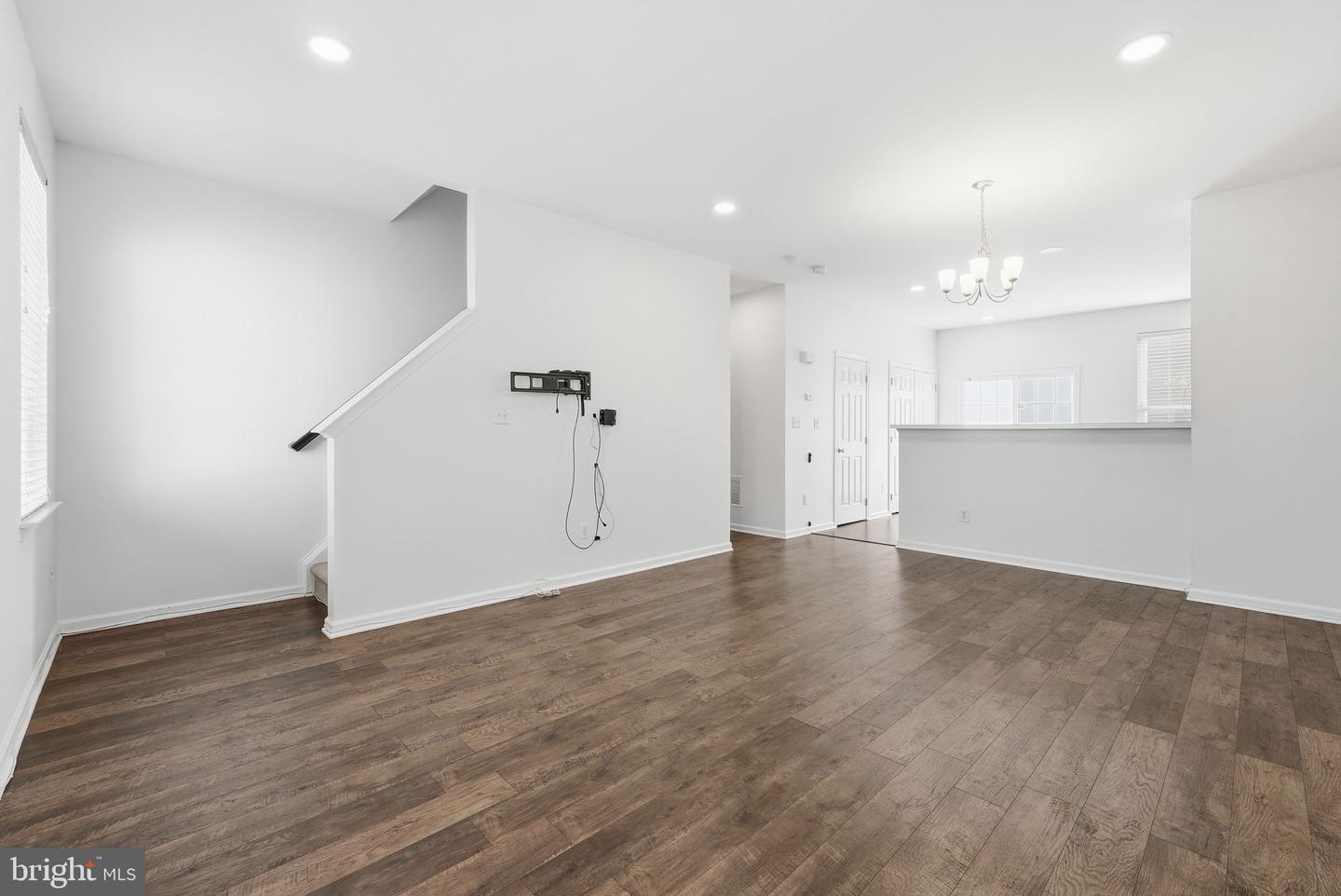 42799 SYKES TER, CHANTILLY, Virginia 20152, 4 Bedrooms Bedrooms, ,2 BathroomsBathrooms,Residential,For sale,42799 SYKES TER,VALO2109386 MLS # VALO2109386