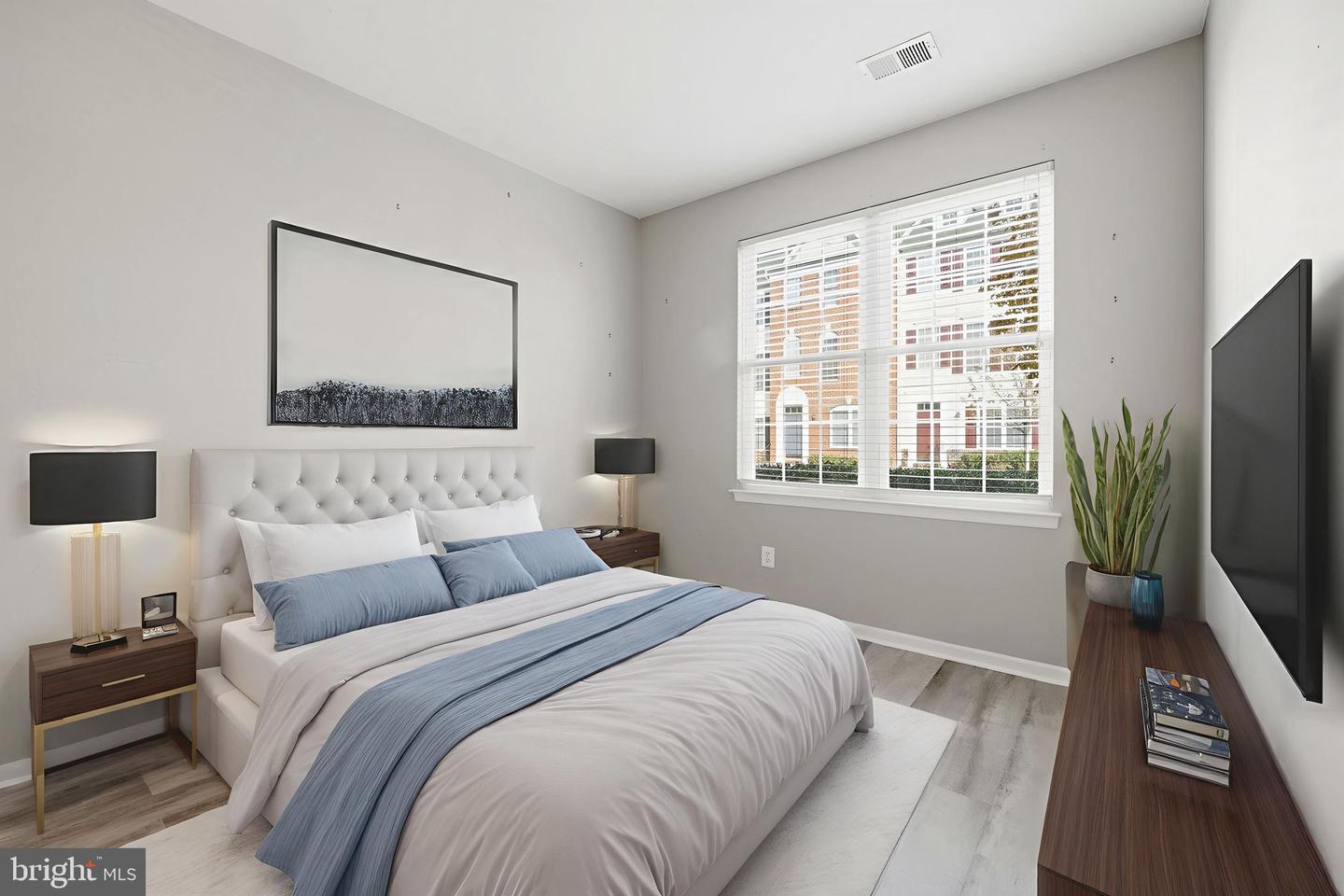 42799 SYKES TER, CHANTILLY, Virginia 20152, 4 Bedrooms Bedrooms, ,2 BathroomsBathrooms,Residential,For sale,42799 SYKES TER,VALO2109386 MLS # VALO2109386