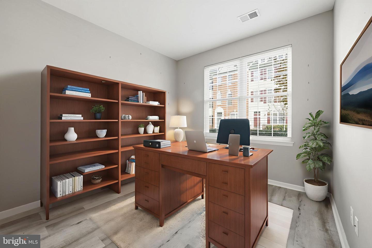 42799 SYKES TER, CHANTILLY, Virginia 20152, 4 Bedrooms Bedrooms, ,2 BathroomsBathrooms,Residential,For sale,42799 SYKES TER,VALO2109386 MLS # VALO2109386