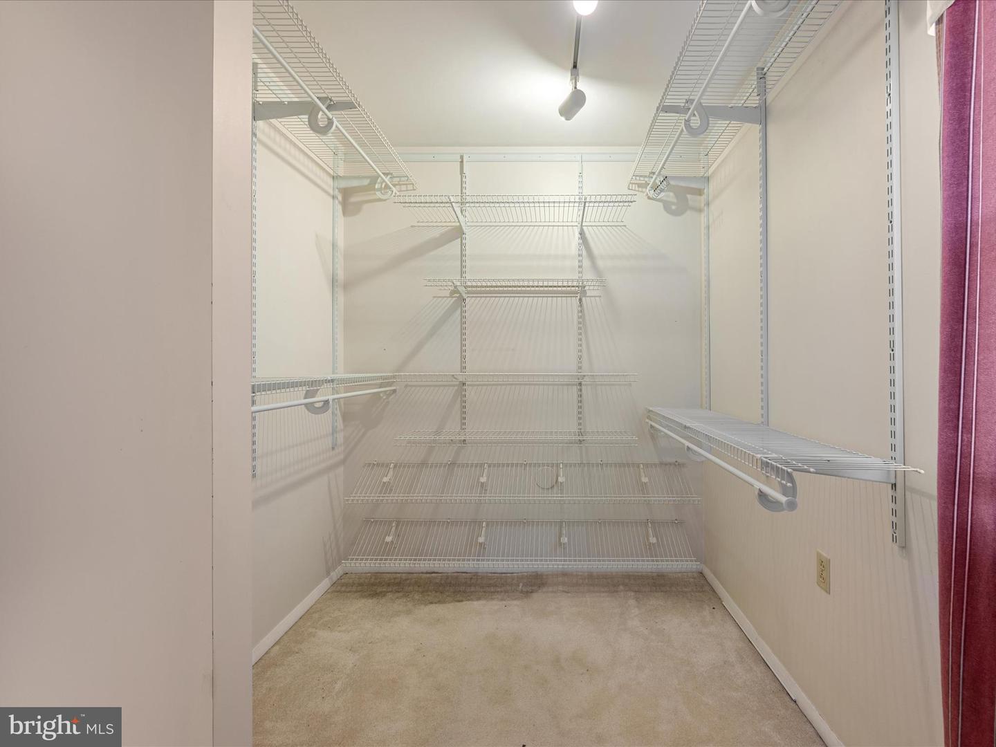 128 LONGCROFT RD, WINCHESTER, Virginia 22602, 3 Bedrooms Bedrooms, ,2 BathroomsBathrooms,Residential,For sale,128 LONGCROFT RD,VAFV2037576 MLS # VAFV2037576