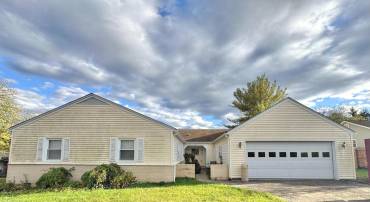 128 LONGCROFT RD, WINCHESTER, Virginia 22602, 3 Bedrooms Bedrooms, ,2 BathroomsBathrooms,Residential,For sale,128 LONGCROFT RD,VAFV2037576 MLS # VAFV2037576