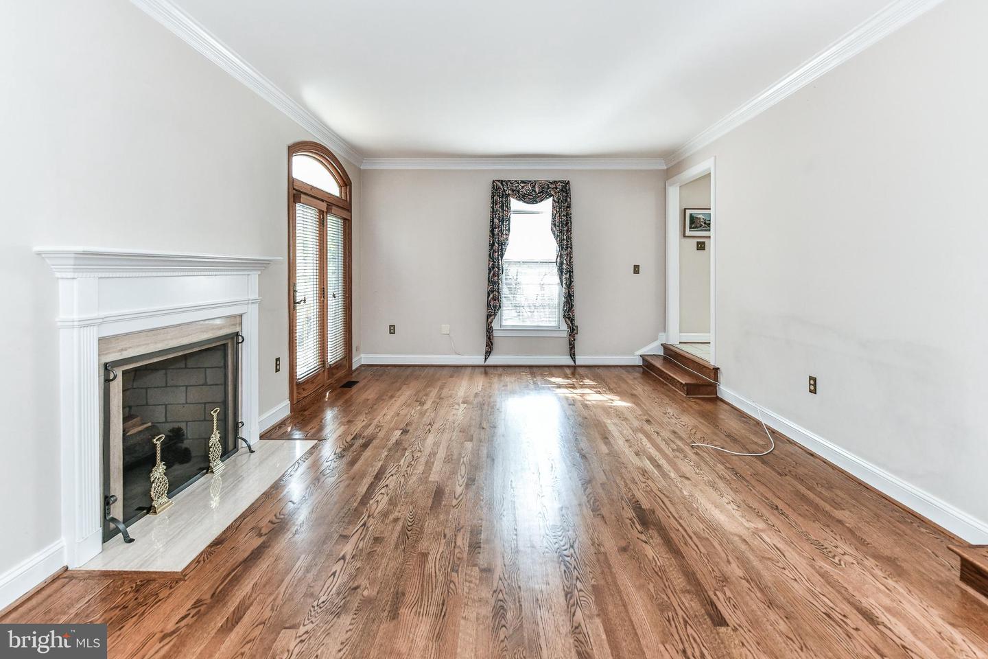 6547 MILVA LN, SPRINGFIELD, Virginia 22150, 3 Bedrooms Bedrooms, ,2 BathroomsBathrooms,Residential,For sale,6547 MILVA LN,VAFX2275512 MLS # VAFX2275512