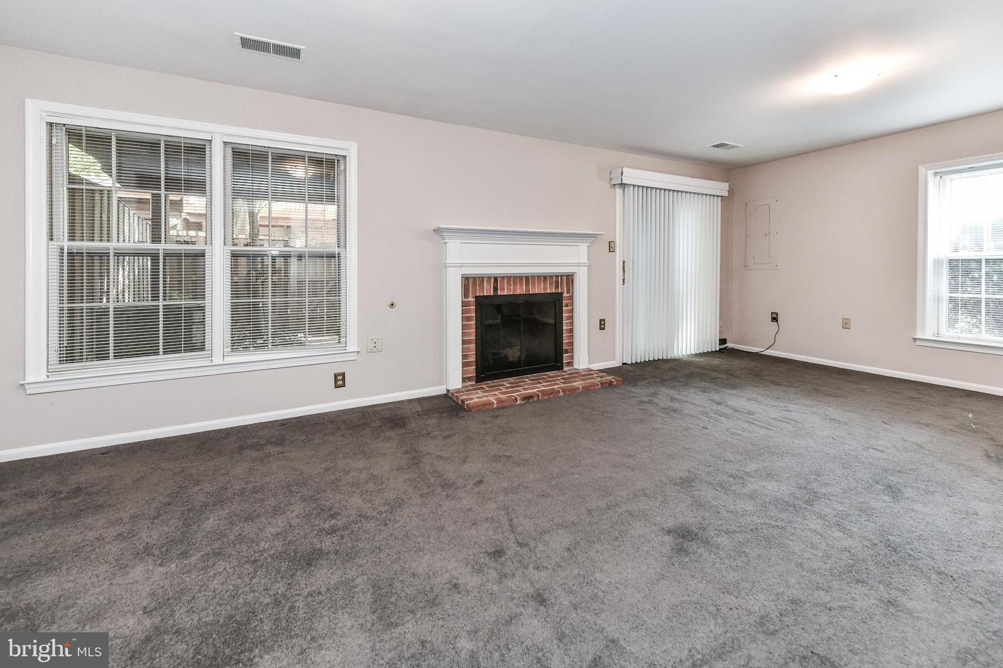 6547 MILVA LN, SPRINGFIELD, Virginia 22150, 3 Bedrooms Bedrooms, ,2 BathroomsBathrooms,Residential,For sale,6547 MILVA LN,VAFX2275512 MLS # VAFX2275512