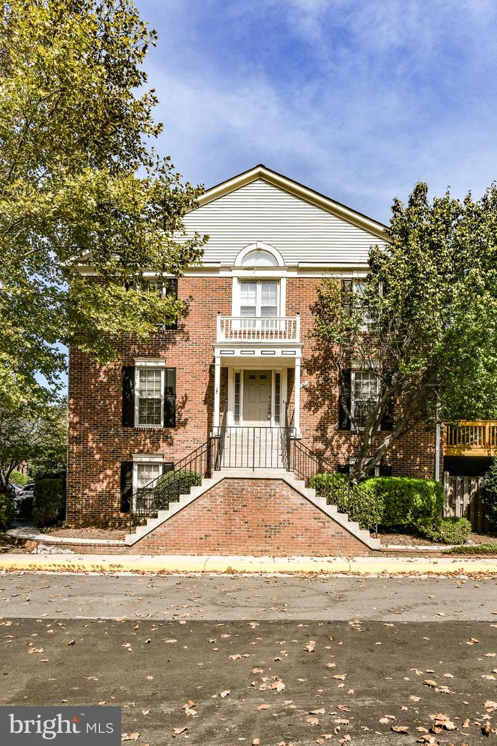 6547 MILVA LN, SPRINGFIELD, Virginia 22150, 3 Bedrooms Bedrooms, ,2 BathroomsBathrooms,Residential,For sale,6547 MILVA LN,VAFX2275512 MLS # VAFX2275512