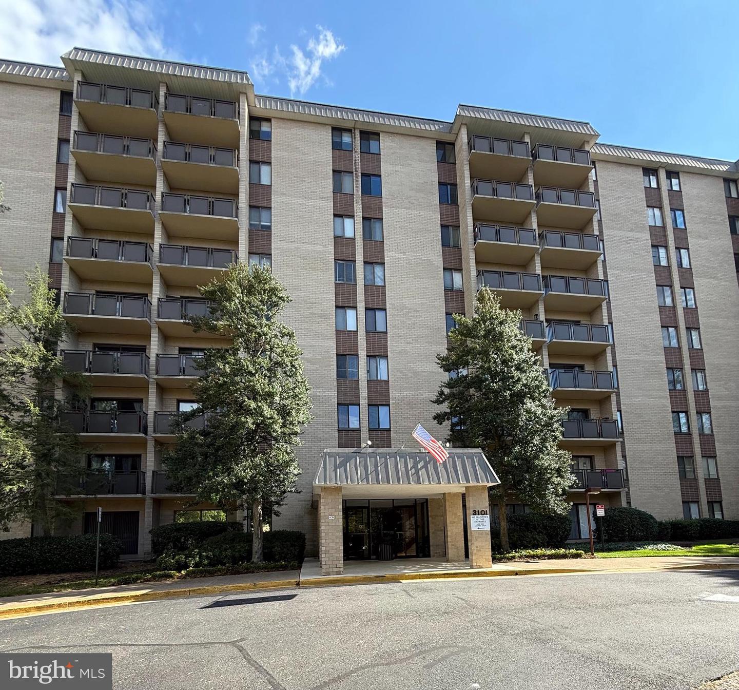 3101 S MANCHESTER ST #415, FALLS CHURCH, Virginia 22044, 2 Bedrooms Bedrooms, ,1 BathroomBathrooms,Residential,For sale,3101 S MANCHESTER ST #415,VAFX2275566 MLS # VAFX2275566