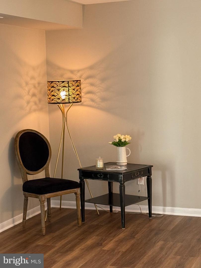 3101 S MANCHESTER ST #415, FALLS CHURCH, Virginia 22044, 2 Bedrooms Bedrooms, ,1 BathroomBathrooms,Residential,For sale,3101 S MANCHESTER ST #415,VAFX2275566 MLS # VAFX2275566