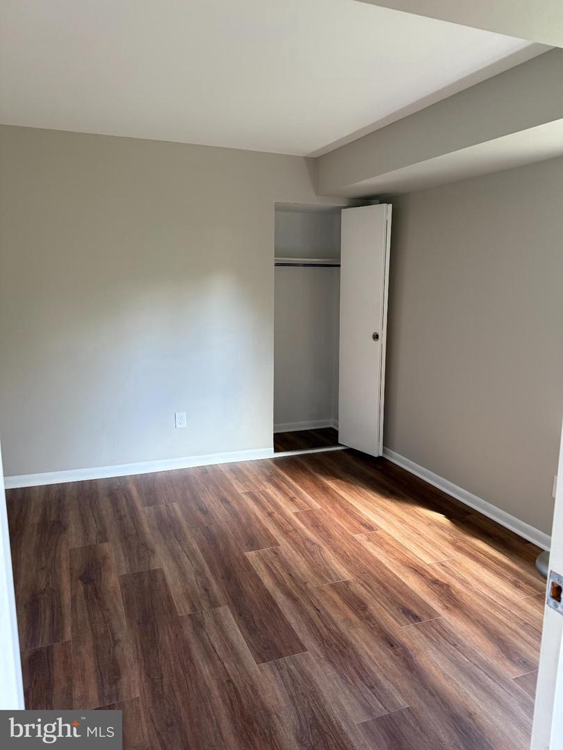 3101 S MANCHESTER ST #415, FALLS CHURCH, Virginia 22044, 2 Bedrooms Bedrooms, ,1 BathroomBathrooms,Residential,For sale,3101 S MANCHESTER ST #415,VAFX2275566 MLS # VAFX2275566