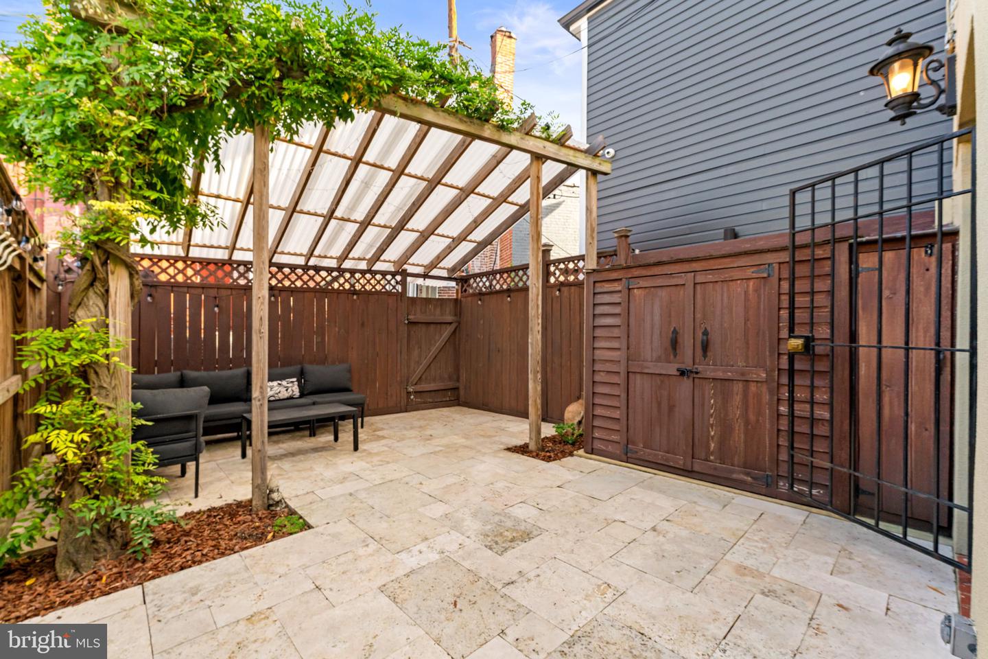 1218 G ST SE, WASHINGTON, District Of Columbia 20003, 3 Bedrooms Bedrooms, ,1 BathroomBathrooms,Residential,For sale,1218 G ST SE,DCDC2228240 MLS # DCDC2228240