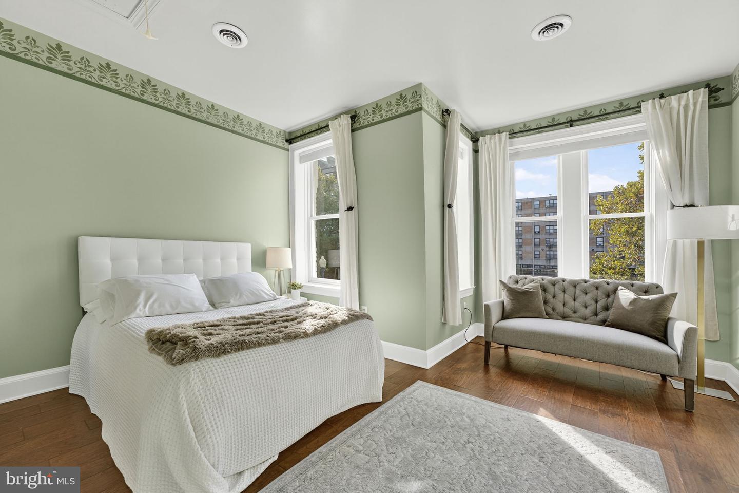 1218 G ST SE, WASHINGTON, District Of Columbia 20003, 3 Bedrooms Bedrooms, ,1 BathroomBathrooms,Residential,For sale,1218 G ST SE,DCDC2228240 MLS # DCDC2228240