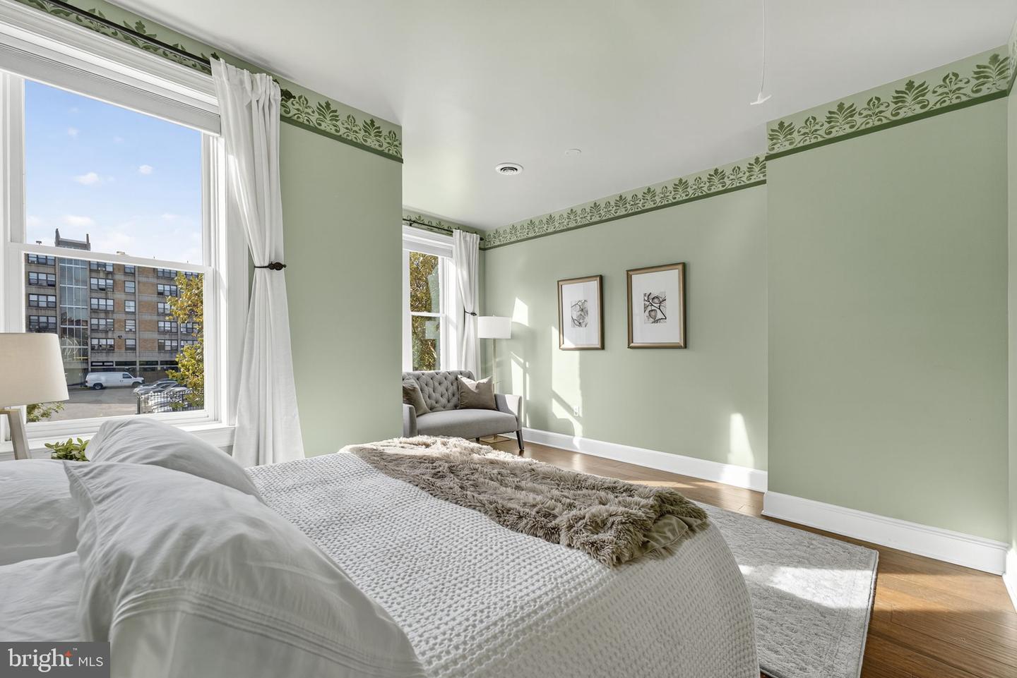 1218 G ST SE, WASHINGTON, District Of Columbia 20003, 3 Bedrooms Bedrooms, ,1 BathroomBathrooms,Residential,For sale,1218 G ST SE,DCDC2228240 MLS # DCDC2228240