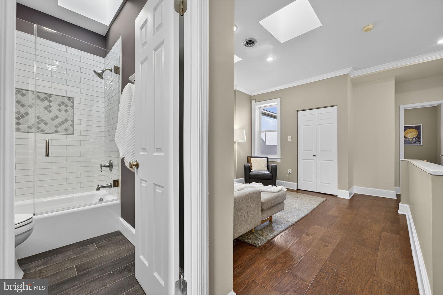 1218 G ST SE, WASHINGTON, District Of Columbia 20003, 3 Bedrooms Bedrooms, ,1 BathroomBathrooms,Residential,For sale,1218 G ST SE,DCDC2228240 MLS # DCDC2228240