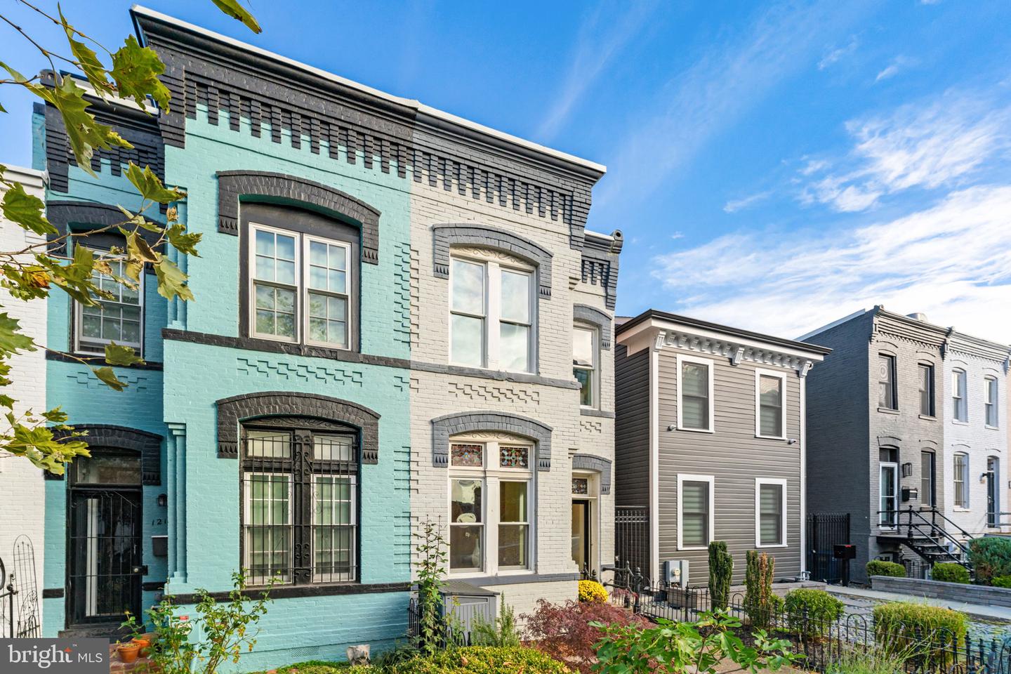 1218 G ST SE, WASHINGTON, District Of Columbia 20003, 3 Bedrooms Bedrooms, ,1 BathroomBathrooms,Residential,For sale,1218 G ST SE,DCDC2228240 MLS # DCDC2228240