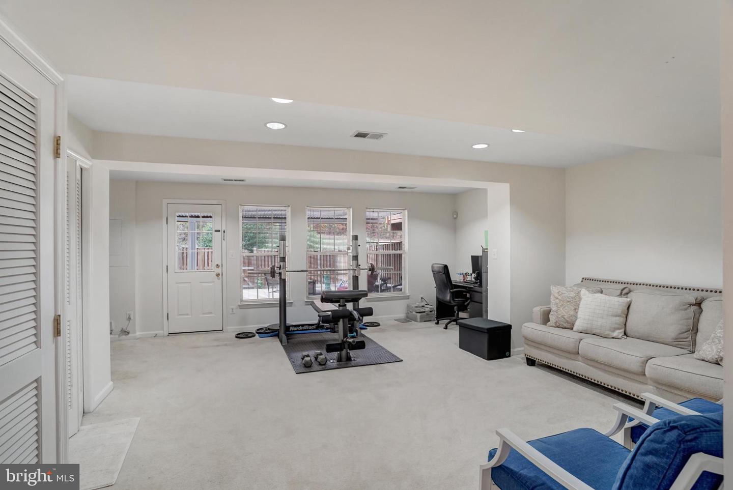 15096 GAFFNEY CIR, GAINESVILLE, Virginia 20155, 3 Bedrooms Bedrooms, 6 Rooms Rooms,2 BathroomsBathrooms,Residential,For sale,15096 GAFFNEY CIR,VAPW2106506 MLS # VAPW2106506 15096 GAFFNEY CIR, GAINESVILLE, Virginia 20155, 3 Bedrooms Bedrooms, 6 Rooms Rooms,2 BathroomsBathrooms,Residential,For sale,15096 GAFFNEY CIR,VAPW2106506 MLS # VAPW2106506